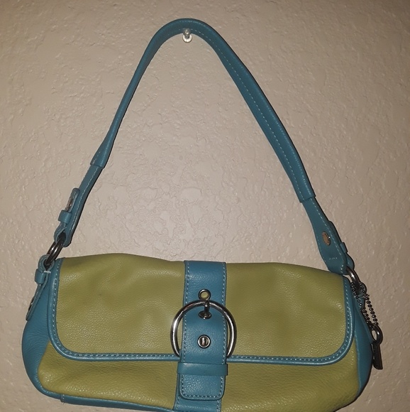Purse - Picture 1 of 4
